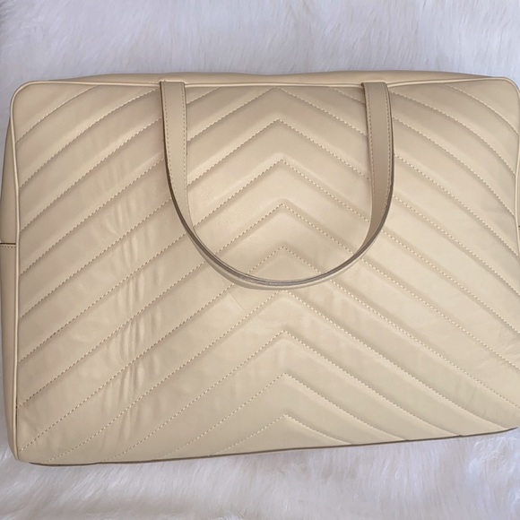 Stella Star Overnight Duffle - Picture 10 of 12